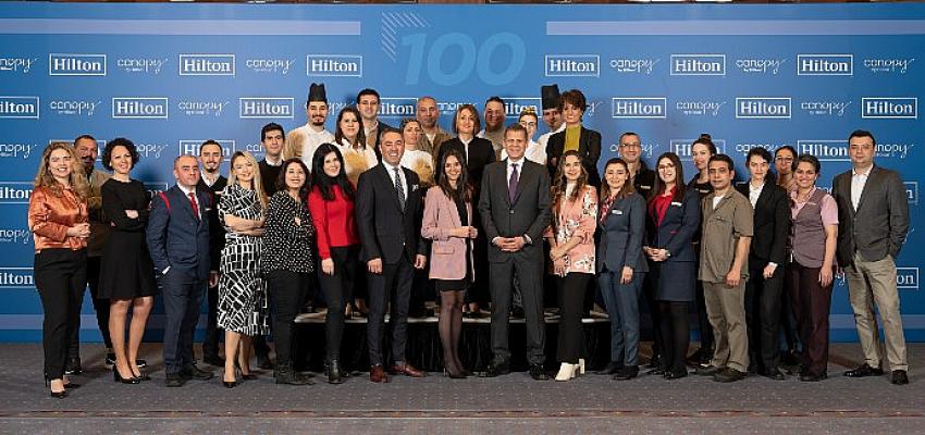 Hilton, Taksim Meydanı'na birkaç adım uzaklıkta, Taksim 360'ın bir parçası