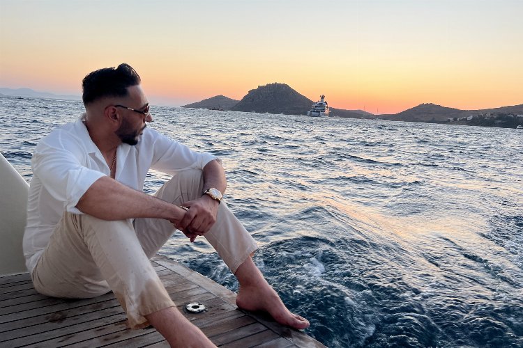 Belçika'da yaşayan usta Müzik adamı Las Nida, tekli şarkısı “Belam”