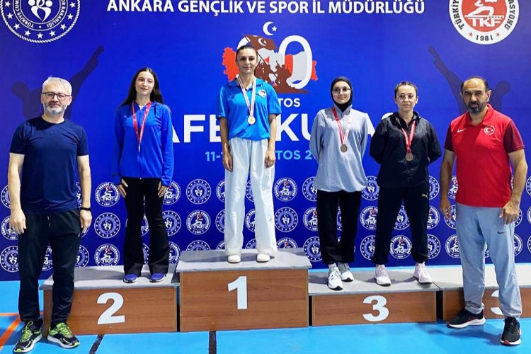 Sakarya Büyükşehir Belediyesi Spor Kulübü Karate Sporcusu Tuğba Ulukan, iller