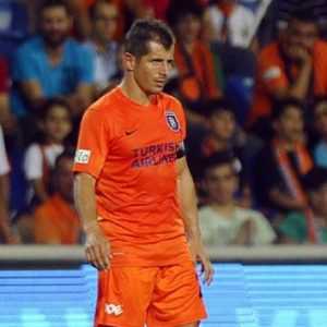 Medipol Başakşehir’in başarılı oyuncusu eski Fenerbahçeli Emre Belözoğlu, şike davasındaki