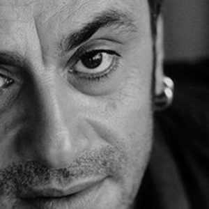 Ünlü yönetmen Kutluğ Ataman’ın “28 Şubat” sürecini anlatacağı yeni filmi