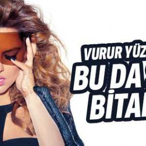 Demet Akalın geçtiğimiz günlerde paylaştığı büyük taşlı pırlantasının ardından bu