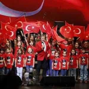 Zorlu Performans Sanatları Merkezi, Cumhuriyet Bayramı’nda Türk pop müziğinin duayenlerinden