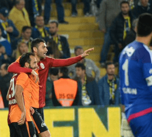 Galatasaray'ın resmi twitter hesabından imalı bir mesaj var.