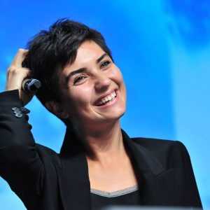 Tuba Büyüküstün’ün başarısı Cannes’te zirve yaptı. Mipcom Sosyal Medyanın başkanı