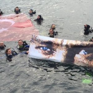 MALTEPE BELEDİYESİ’NİN KATKILARIYLA ATATÜRK’ÜN VEFATININ 77. YILINDA, İNGİLİZ RESSAM NED