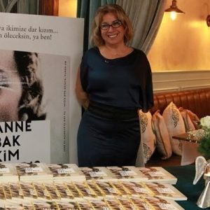 Sanat ve edebiyat dünyası Ayşe Erbulak'ın yeni kitap tanıtımında buluştu!
