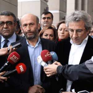 Cumhuriyet Gazetesi Genel Yayın Yönetmeni Can Dündar ve Erdem Gül’ün