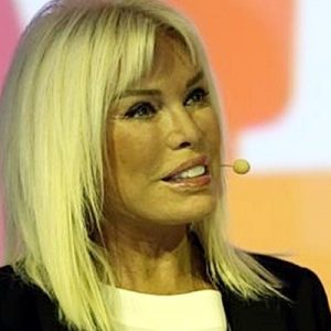 74 yaşındaki Süperstar Ajda Pekkan, önceki gün bir etkinliğin konuğu