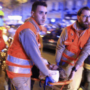 Türkiye'nin Paris Başkonsolosluğu'ndan Paris'te yaşanan terör saldırı sonrası uyarı yapıldı.