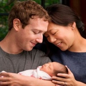 Geçen hafta baba olan Facebook’un kurucusu Mark Zuckerberg’in eşi Chan