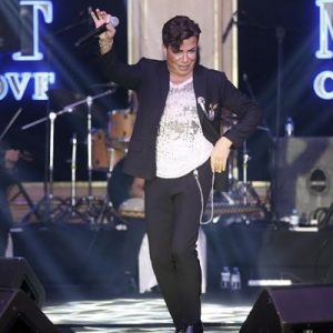 Kuzey Kıbrıs’ta Merit Crystal Cove Hotel’de sahne alan Fatih Ürek,