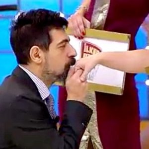 Ekranların sevilen yarışma programı İlker Ayrık’la Bir Sıfır her hafta