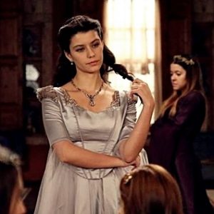 Güzel oyuncu Beren Saat, anne olmak için tüp bebek tedavisine