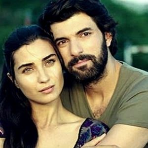 Engin Akyürek ve Tuba Büyüküstün için Hayranları Sinema Filmi İçin
