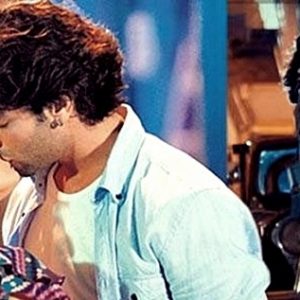 Başrollerinde Hande Doğandemir ve Şükrü Özyıldız’ın rol aldığı “Her Şey