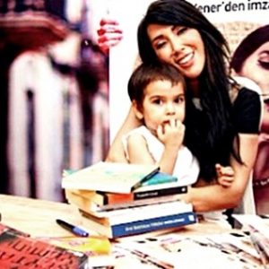 Demet Akalın’ın ardından Hande Yener de köy okullarına destek vermek