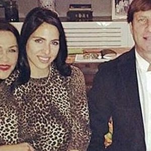 Hülya Avşar yılbaşı gecesini eski eşi Kaya Çilingiroğlu ve kızıyla