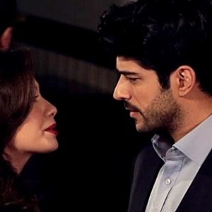 Ay Yapım imzalı, Burak Özçivit ve Neslihan Atagül’ün oynadığı Kara