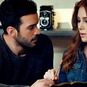 Dizi, üç grupta da birinci ve sosyal medyada en çok