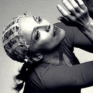 Dünya turnesine çıkan Madonna’nın 28 Şubat’ta Singapur’daki konserine ‘cinsel içerik’