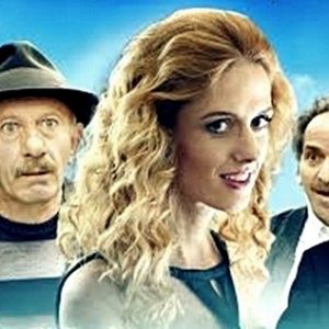 Seçkin oyuncu kadrosuyla dikkat çeken Temel ile Dursun İstanbul’da isimli