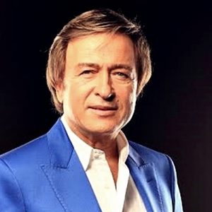 “Parmak basanla 3 üniversite bitirenin oyu aynı mı?” sözleriyle büyük