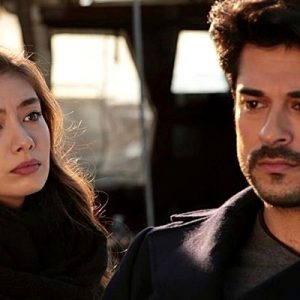 Ay Yapım imzalı Kara Sevda’nın dün gece yayınlanan bölümünde heyecan