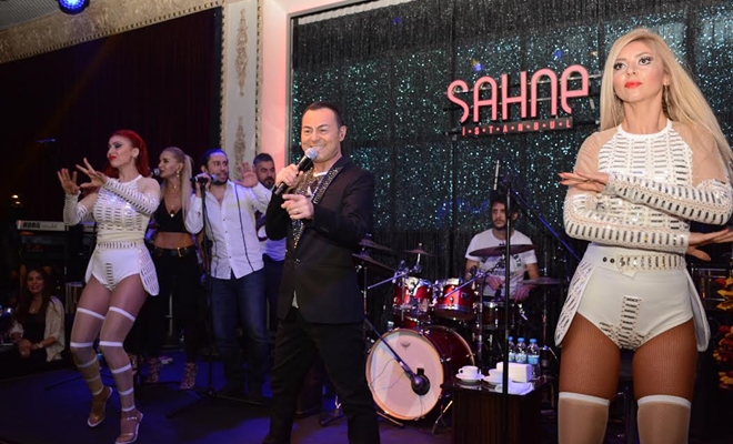 İŞTE! Serdar Ortaç’ın en sevdiği şarkısı Önceki gece BVS Group’a ait Etiler’de bulunan Sahne İstanbul’da pop