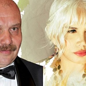 Ahmet Mümtaz Taylan, önceki gün Cihangir’de görüntülendi. Bir kafede tek