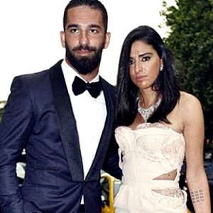Arda Turan ve Aslıhan Doğan’ın 4 Haziran’da evlenme kararı aldığı
