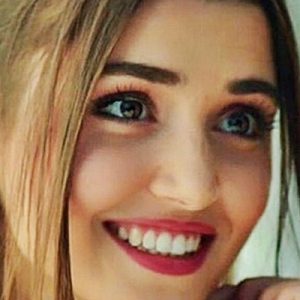 Güneşin Kızları dizisi dün akşam final yaptı. Dİzi oyuncularından Hande