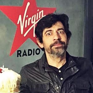 Akşam eve dönüş yolunda canlı olarak yayınlanan ‘Talk Radio’ programı