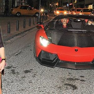 Yağmur Sarıoğlu, değeri 3 buçuk milyon TL olan lüks oyuncağıyla