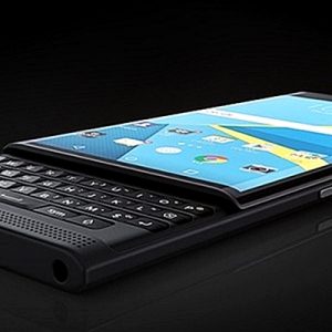Herkes ‘battı batacak’ derken bir zamanların telefon devi BlackBerry inatla