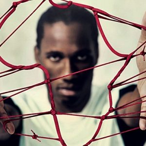 Galatasaray’ın eski yıldızı Didier Drogba, İstanbul Atatürk Havalimanı’nda yaşanan ve