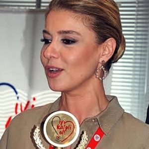 Ünlü sanatçı Gülben Ergen, Milli Eğitim Bakanlığı’nda açığa alınan 15