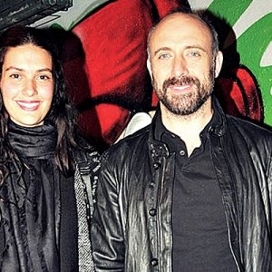 Halit Ergenç, bir süredir kulaktan kulağa konuşulan yeni dönem dizisi