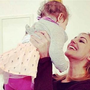 Meryem Uzerli’nin Can Ateş’ten olan kızı Lara ilk kez objektife