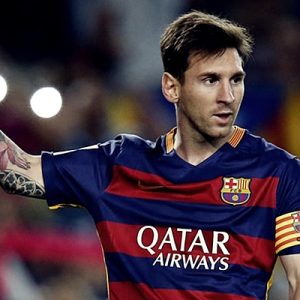 Barcelona’nın Arjantinli futbolcusu Messi, resmi maçlarda 500. golüne ulaşarak ‘500’ler