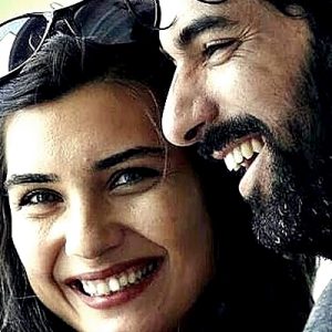 Kara Para Aşk 107 ülkeye satılarak rekor üstüne rekor kırıyor.