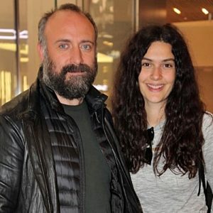 Ferzan Özpetek’in “İstanbul Kırmızısı” filminde rol alan ve çekimlere katılan