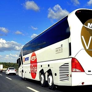 Muğla-İstanbul seferinde, muavinin genç kıza yaptıkları akıllara durgunluk veren cinsten.
