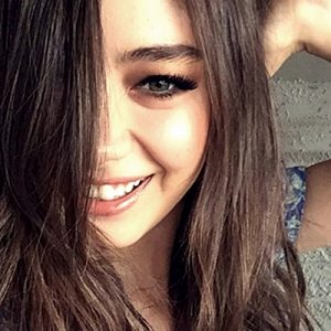 ‘Kara Sevda’nın boşrol oyuncusu Neslihan Atagül, yıllardır Bergüzar Korel’in yüzü