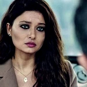 Ünlü oyuncu Nurgül Yeşilçay, Bakırköy Adalet Sarayı’nda ifade verdi. Oyuncu