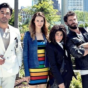 Yapımcılığını MF Yapım’ın üstlendiği, başrollerinde Zeynep Çamcı, Gökhan Alkan, Gonca