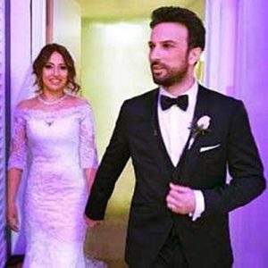 Tarkan’dan yengeye sosyal yasak. Tarkan (43) Pınar Dilek (30) ile