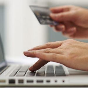 Gümrük ve Ticaret Bakanlığı, internet ve telefonla yapılan alışverişlerde yeni