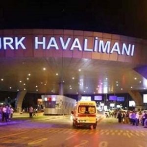 Türkiye, İstanbul Atatürk Havalimanı’ndaki patlamalarla sarsılırken, dünya medyası saldırıyı ‘son