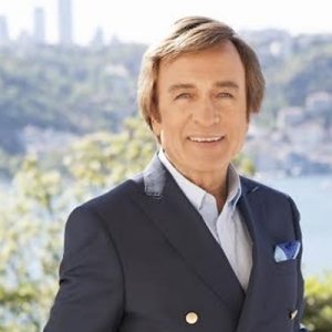 İkinci Aysun Kayacı vakası… Erol Evgin “Okuma yazma bilmeyen, parmak